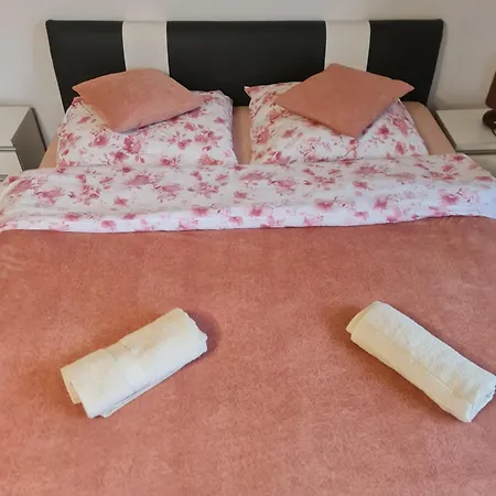 Aga * Krakow